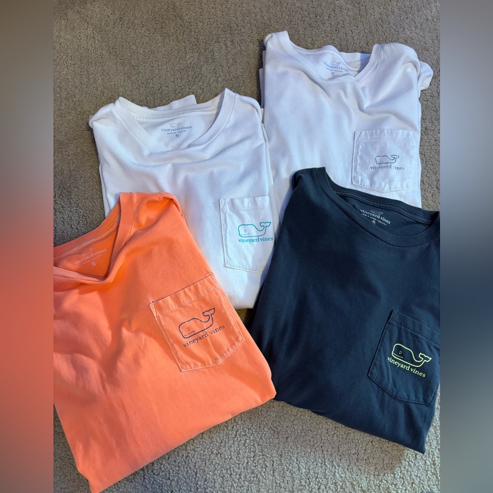 Set of 4 long sleeve vineyard vines t shirts